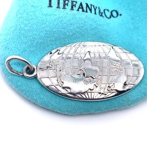 Tiffany & Co. Sterling Silver Oval world Map 🌎 Pendant